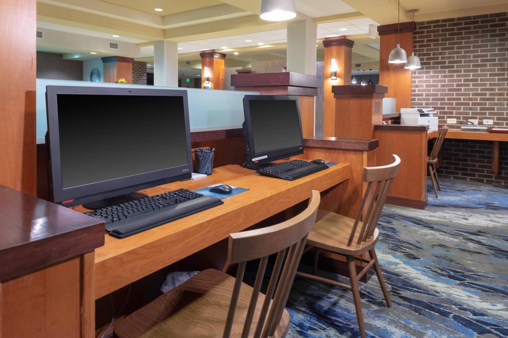 Fairfield Inn & Suites By Marriott Wichita Downtown Exteriör bild