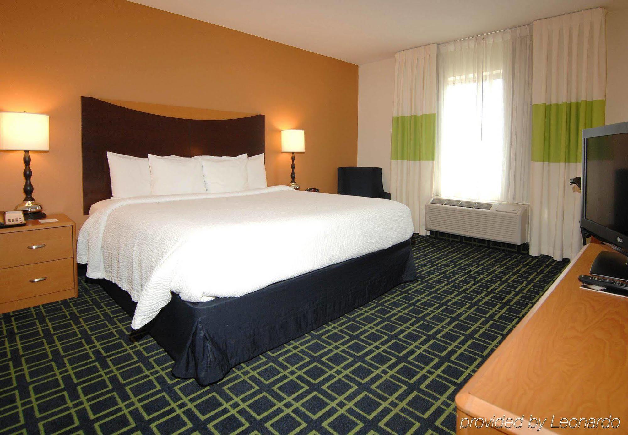Fairfield Inn & Suites By Marriott Wichita Downtown Exteriör bild