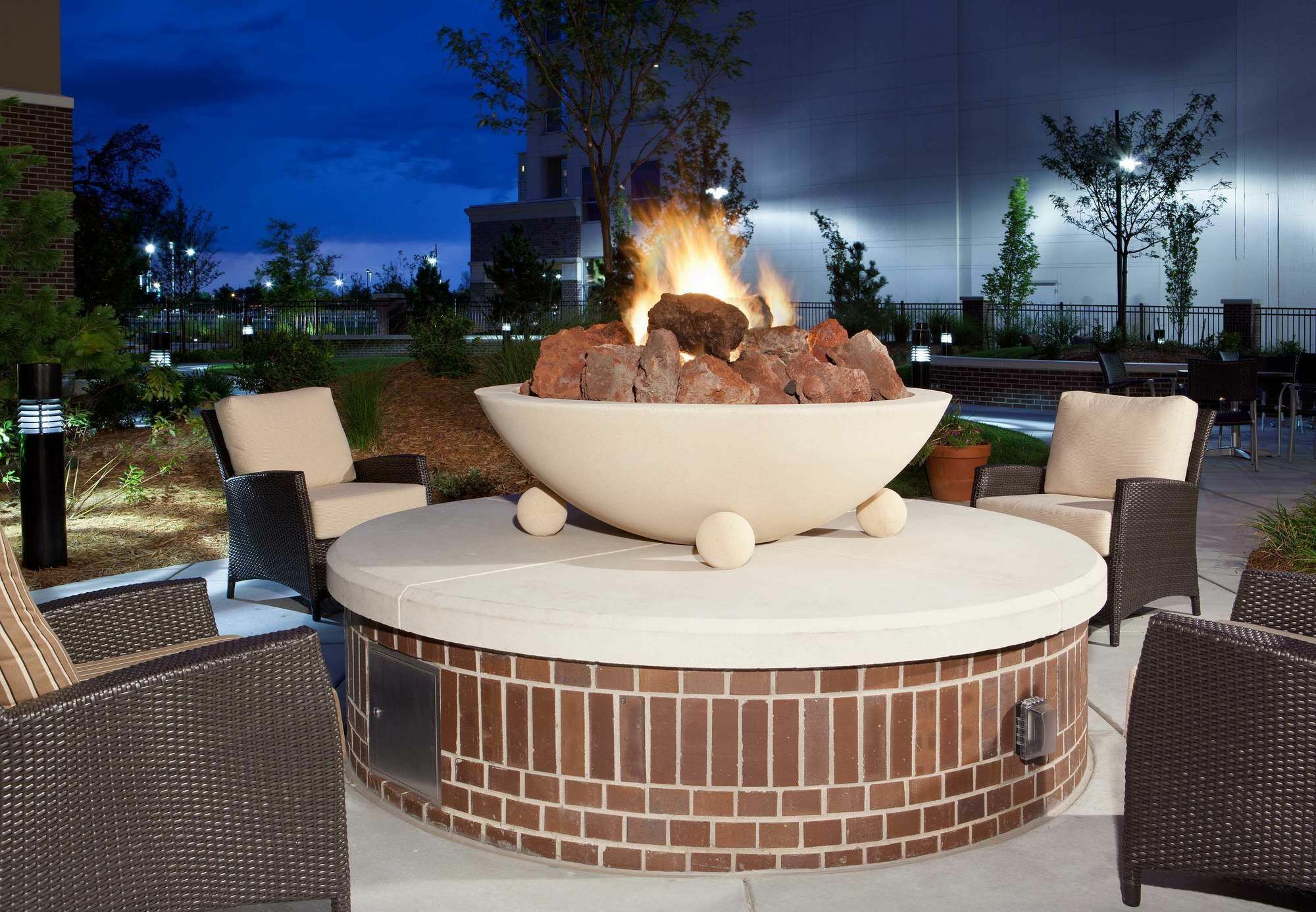 Fairfield Inn & Suites By Marriott Wichita Downtown Exteriör bild