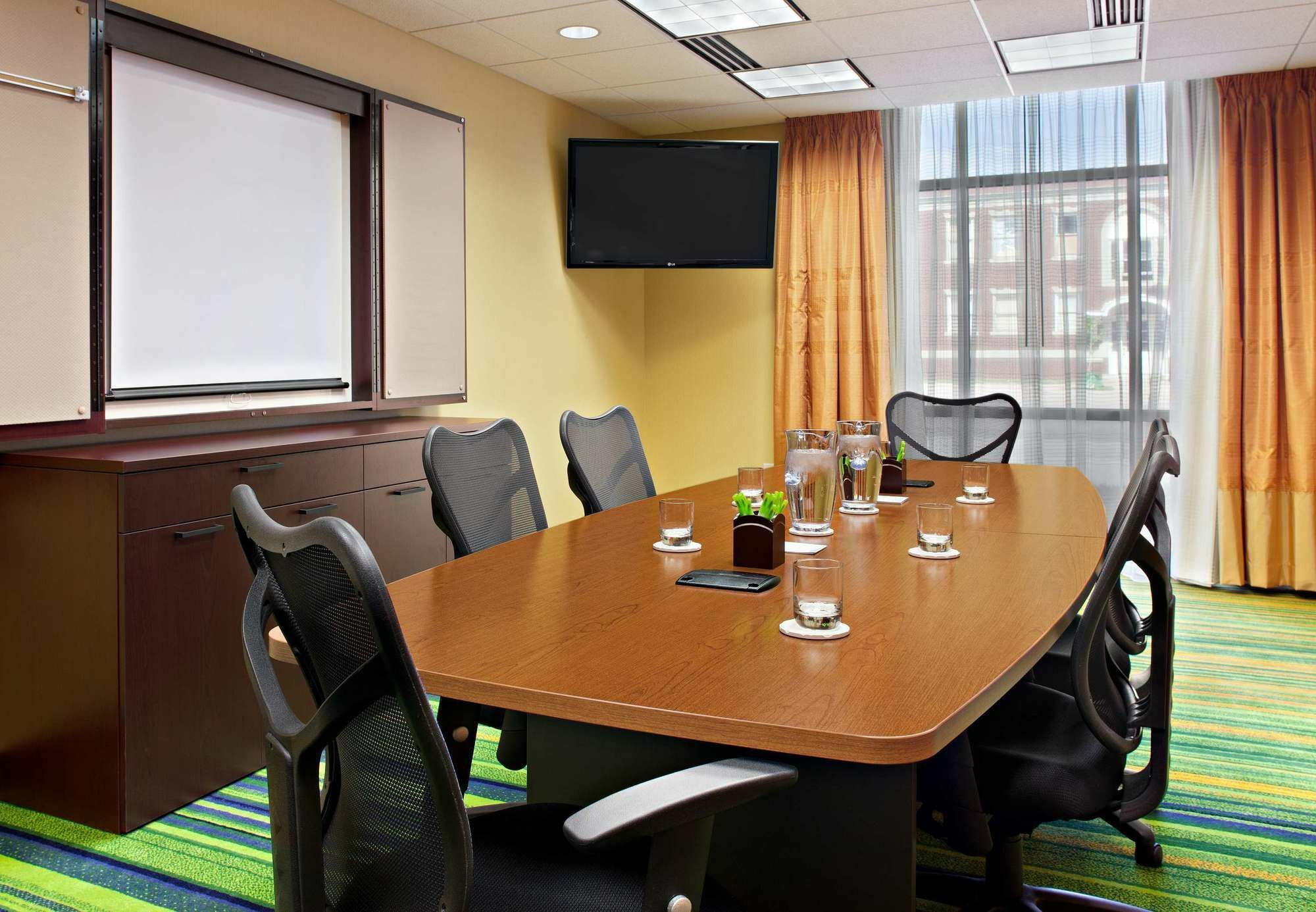 Fairfield Inn & Suites By Marriott Wichita Downtown Exteriör bild